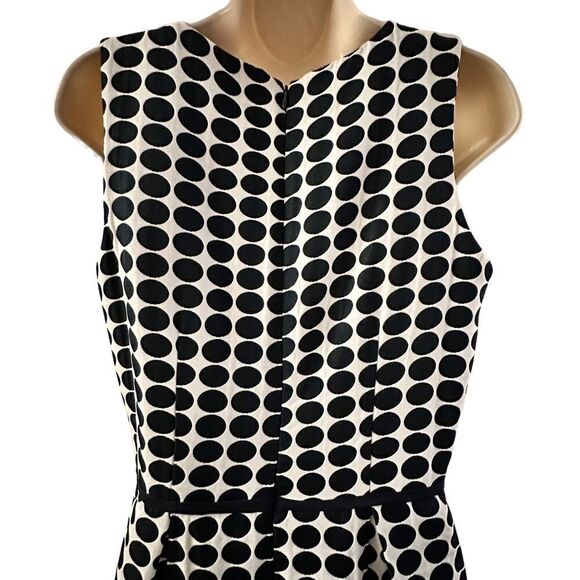 Taylor ~ Dark Navy and Cream Polka Dot Fit & Flare Dress ~ side pockets ~ size 6 - Picture 6 of 13